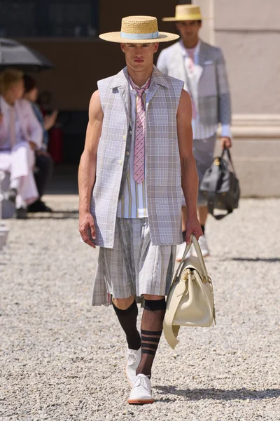 Look 6